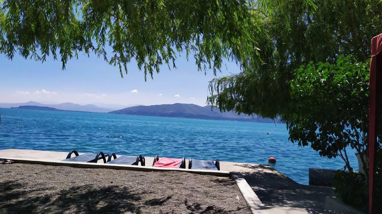 Edem Sevan Bagian luar foto